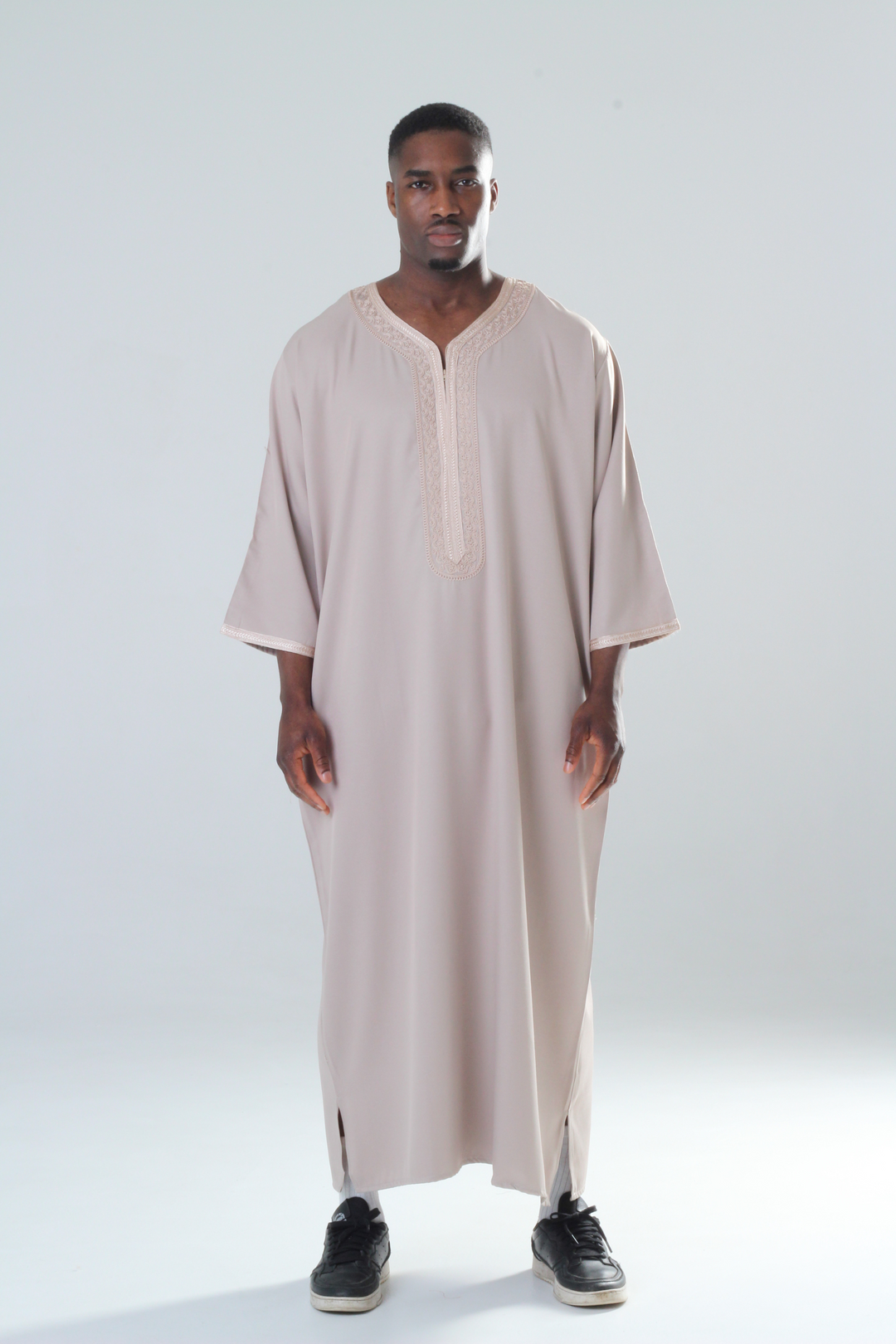 GANDOURA SCHW + TAUPE